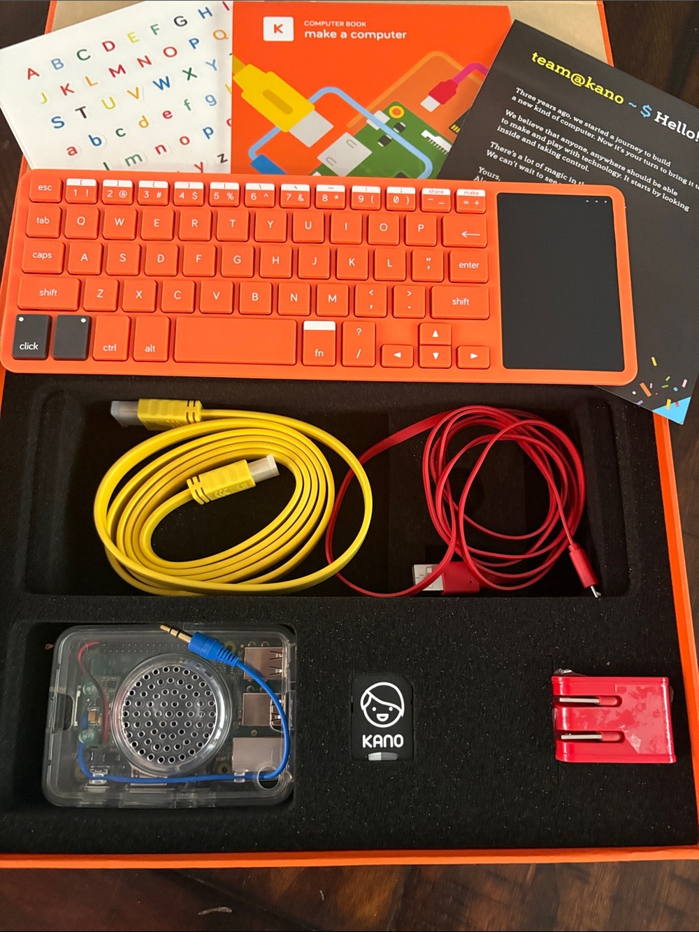 KANO Computer Kit- Make a computer/Learn to code - Picture 8 of 8